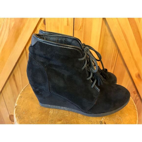 Madden Girl Boots Womens 8M  Domain Ankle Bootie Black Lace Up Wedge - Picture 1 of 8